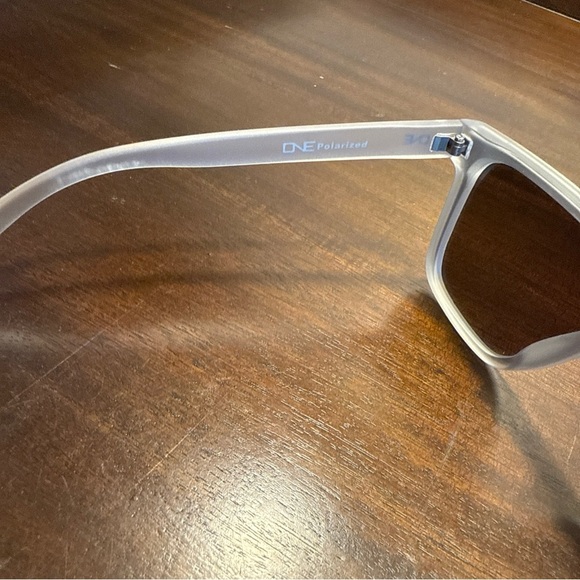 Optic Nerve ONE Mojo Filter Sunglasses  Clear Polarized Blue Mirror - Picture 6 of 9